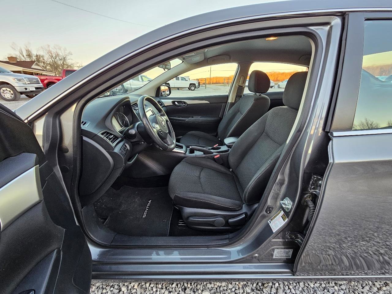 Used 2019 Nissan Sentra S w/ Appearance Package image 14
