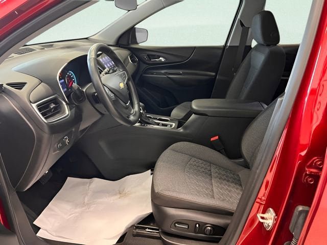 Used 2023 Chevrolet Equinox LT AWD/4WD image 17