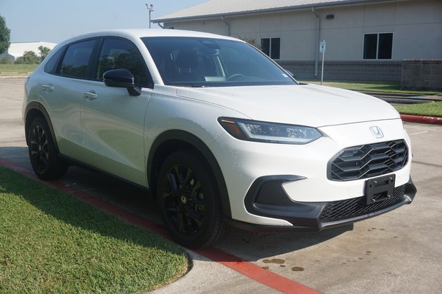 Certified 2025 Honda HR-V Sport image 1