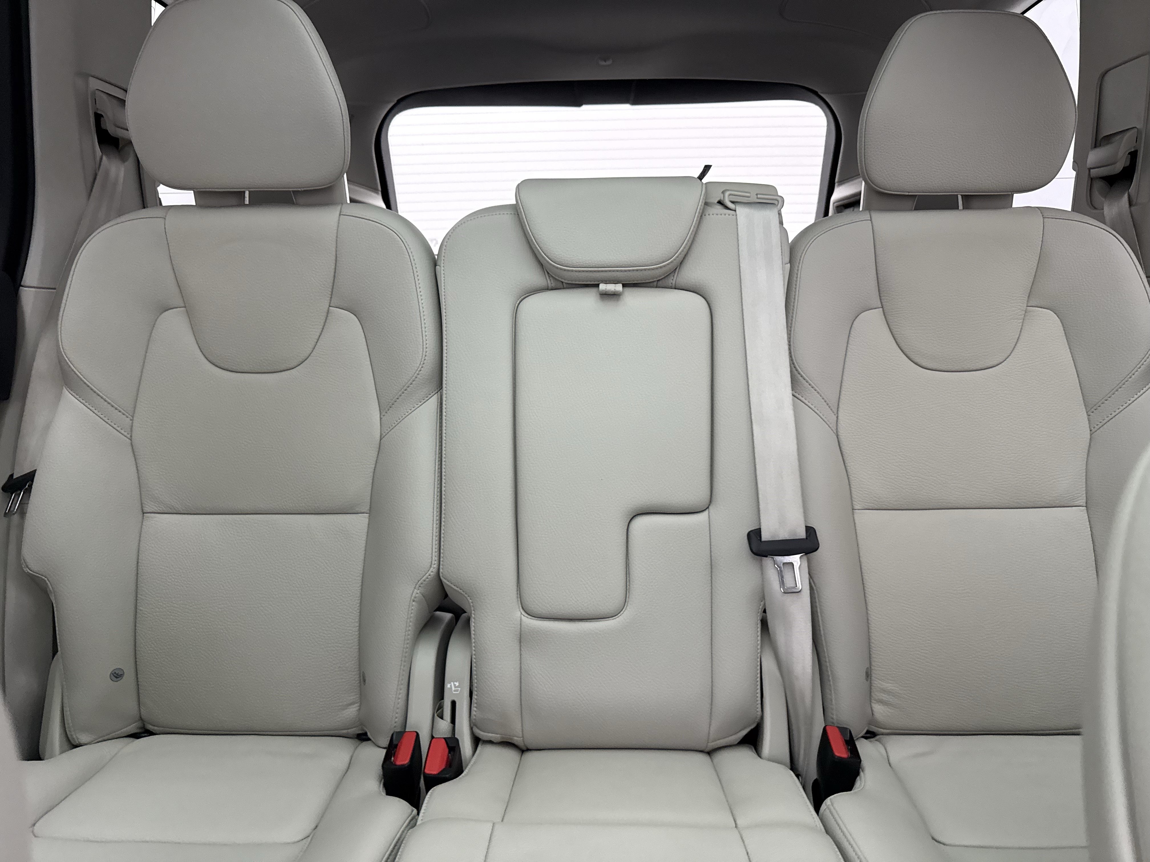 Certified 2024 Volvo XC90 B6 Plus w/ Protection Package Premier AWD/4WD image 26