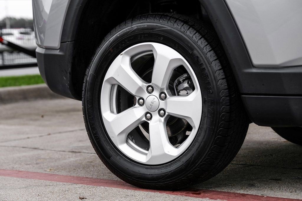 Used 2022 Jeep Compass Latitude image 65