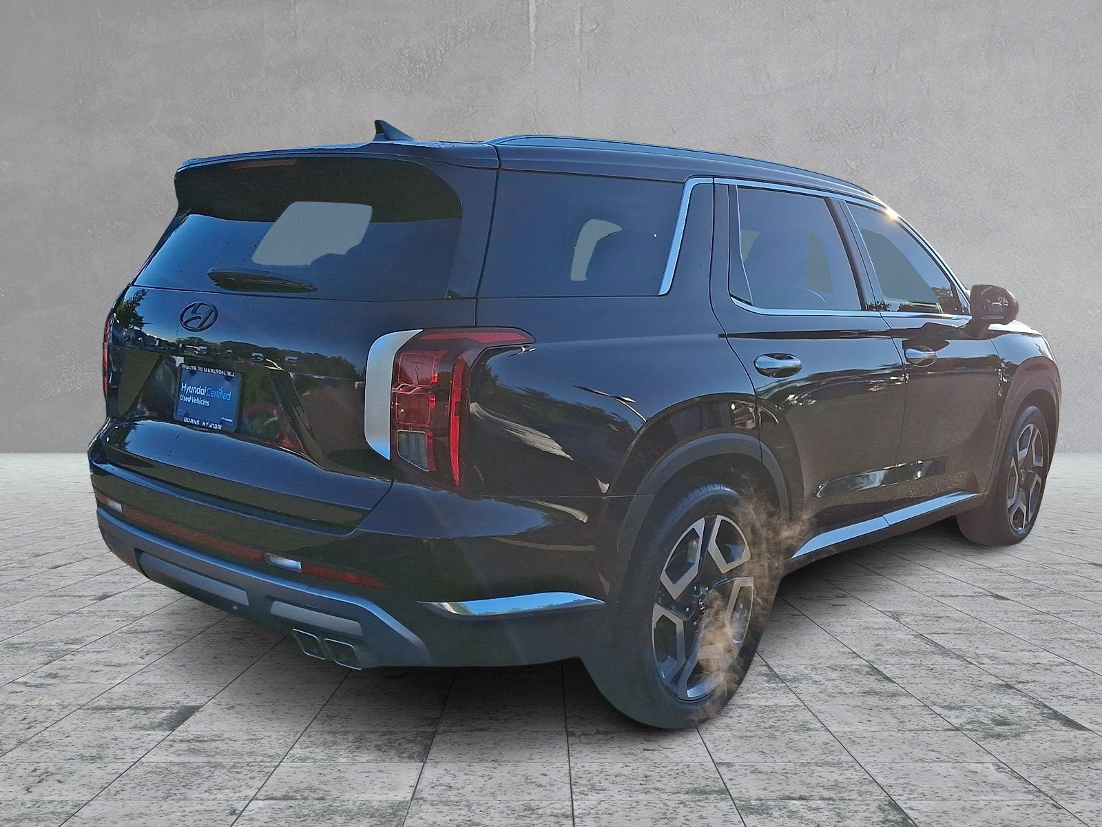 Used 2023 Hyundai Palisade Limited FWD image 5