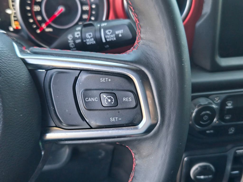 Used 2018 Jeep Wrangler Unlimited Rubicon w/ Dual Top Group AWD/4WD image 24