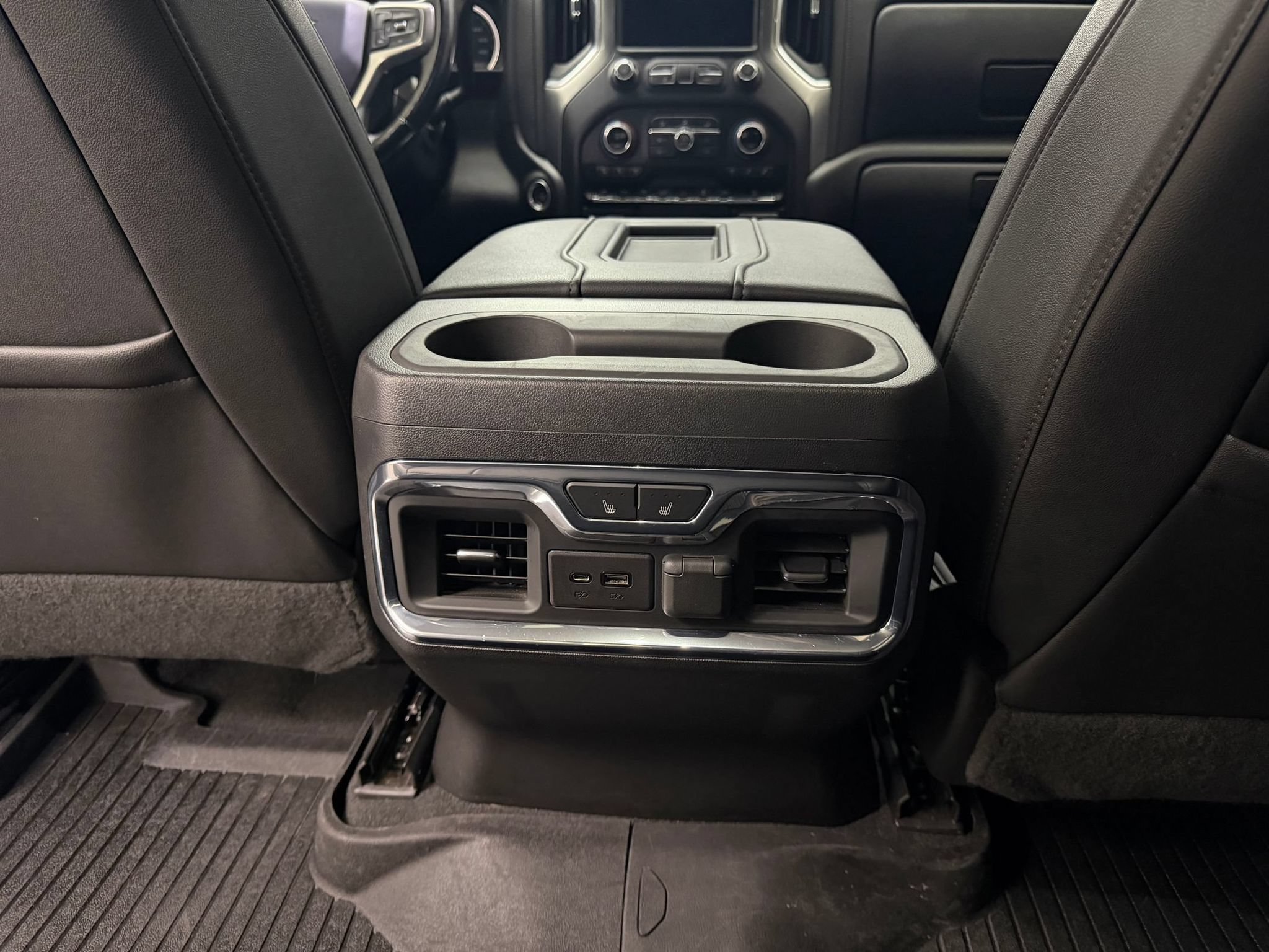 Used 2021 Chevrolet Silverado 1500 LTZ w/ LTZ Premium Package AWD/4WD image 29