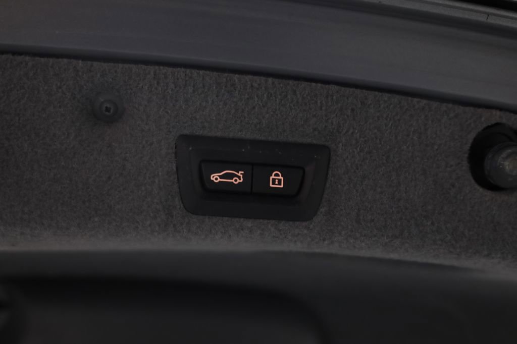 Used 2012 BMW 740Li image 31