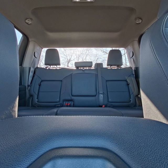 Used 2024 GMC Sierra 1500 SLT image 28