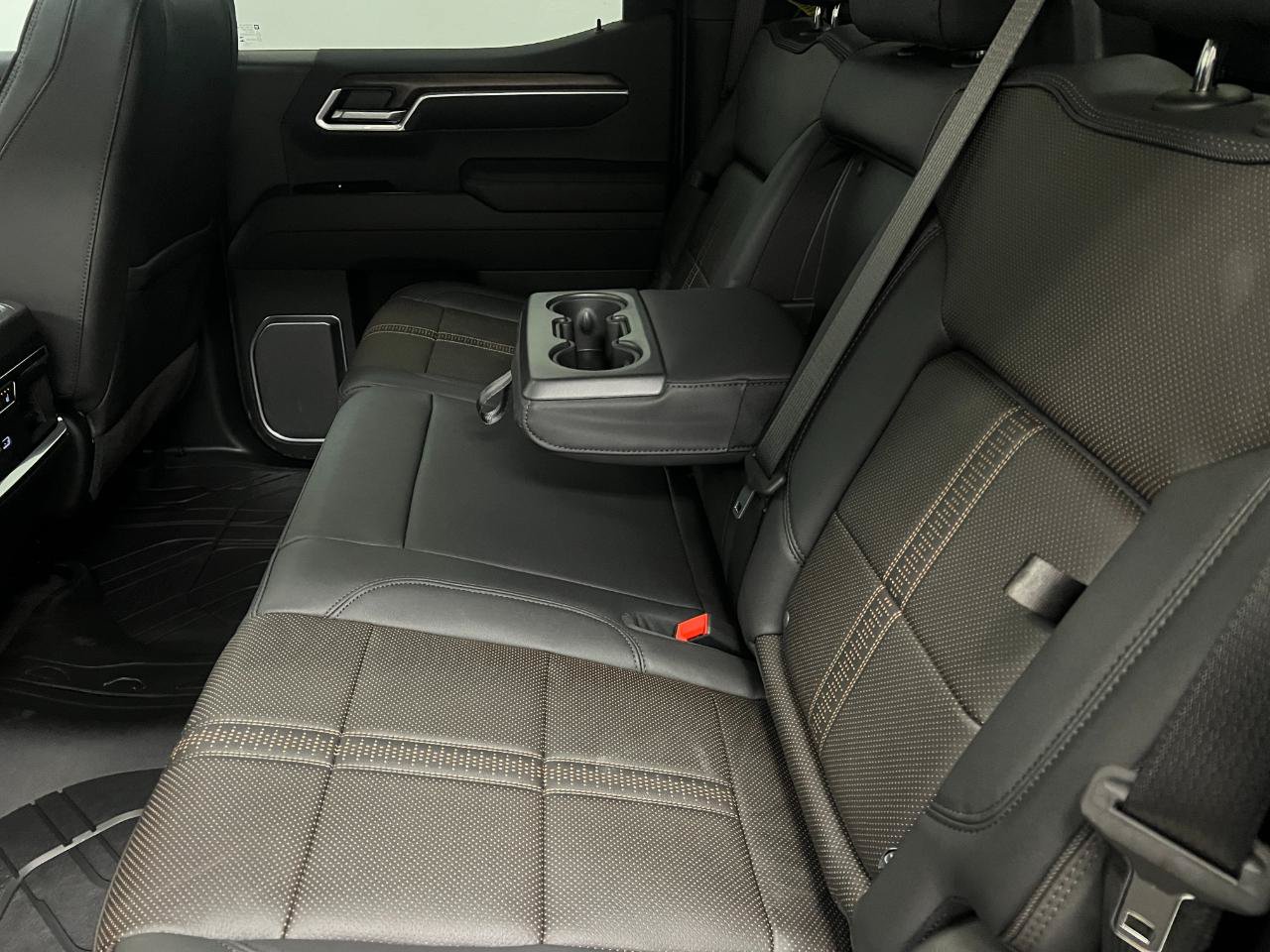 New 2026 Chevrolet Silverado 1500 High Country AWD/4WD image 44
