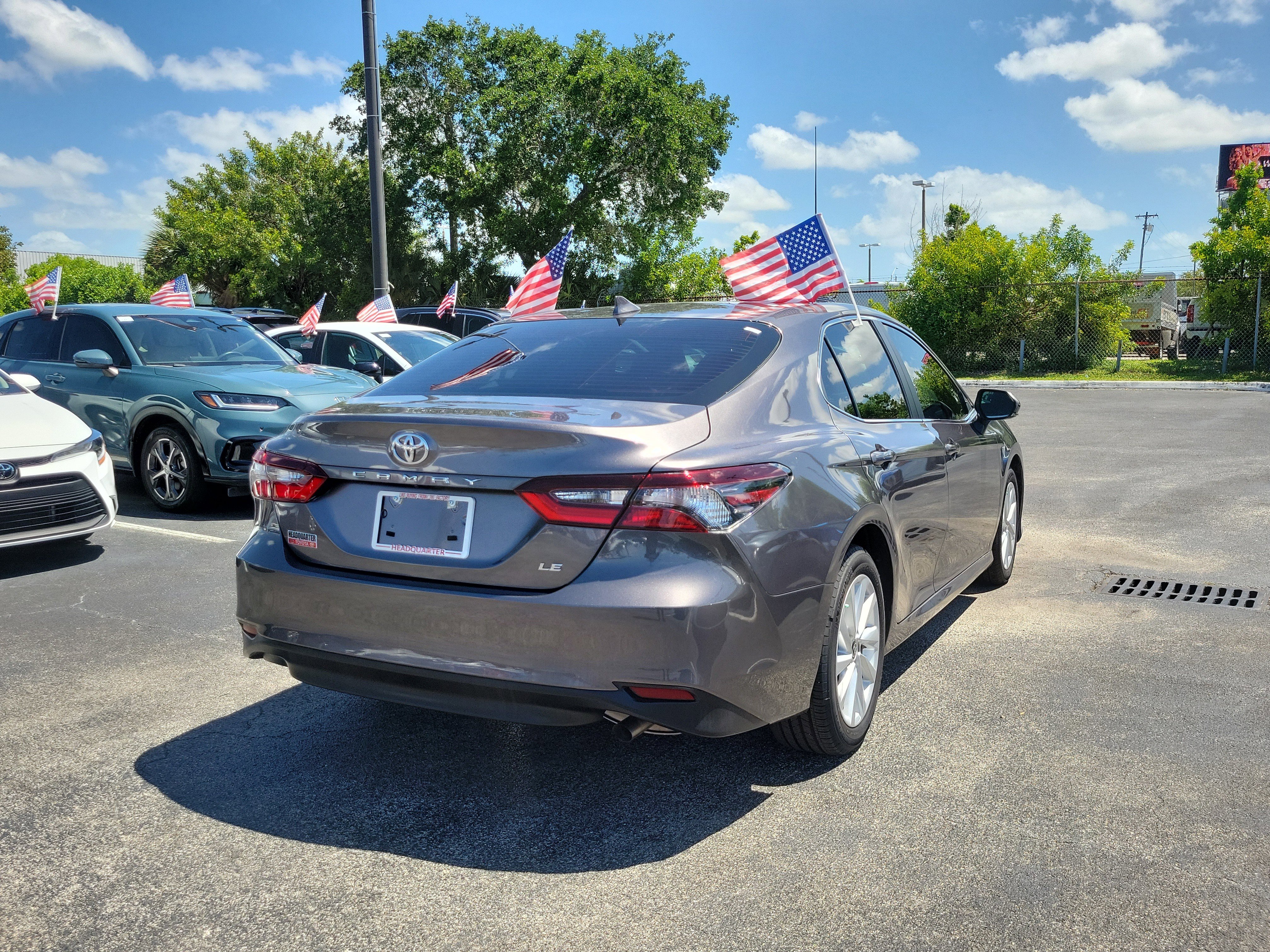Used 2024 Toyota Camry LE w/ Convenience Package FWD image 11