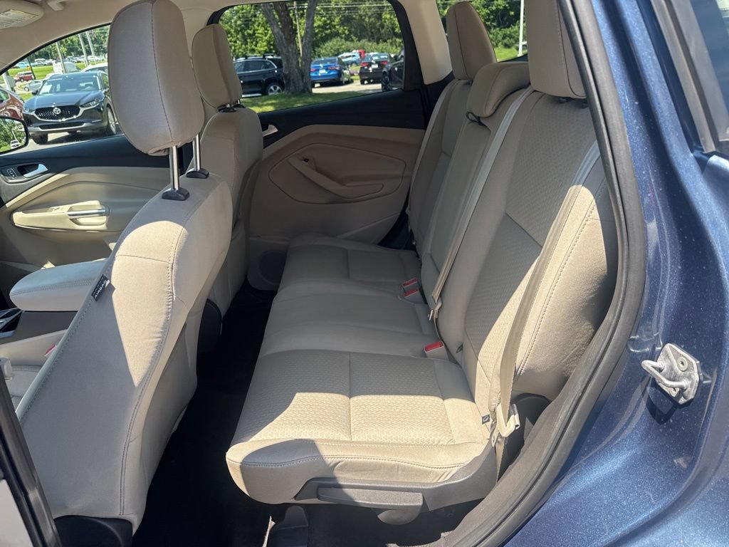 Used 2018 Ford Escape SE w/ SE Sync 3 Package FWD image 24