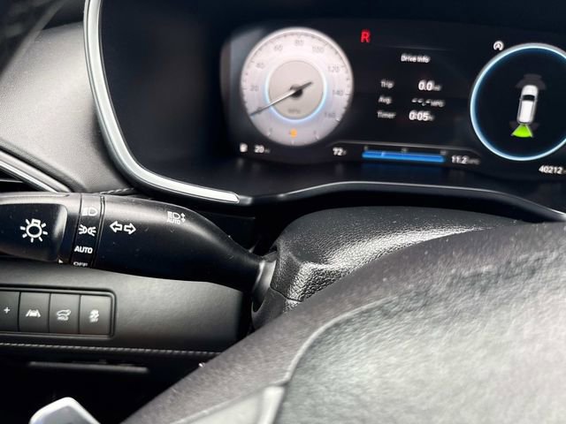 Used 2022 Hyundai Santa Fe Limited w/ Cargo Package image 33