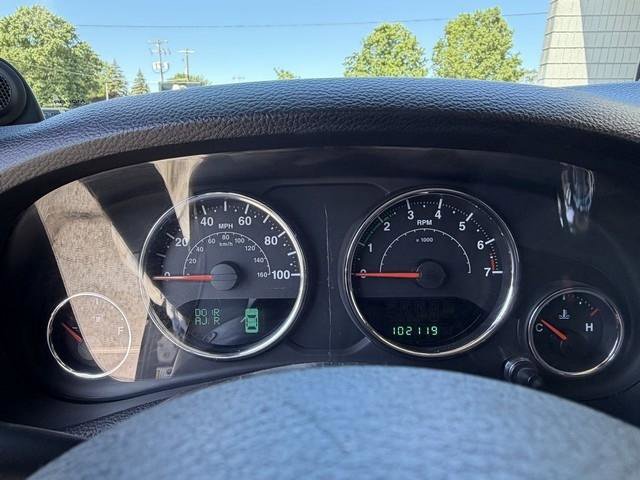 Used 2013 Jeep Wrangler Unlimited Sport w/ Connectivity Group AWD/4WD image 18