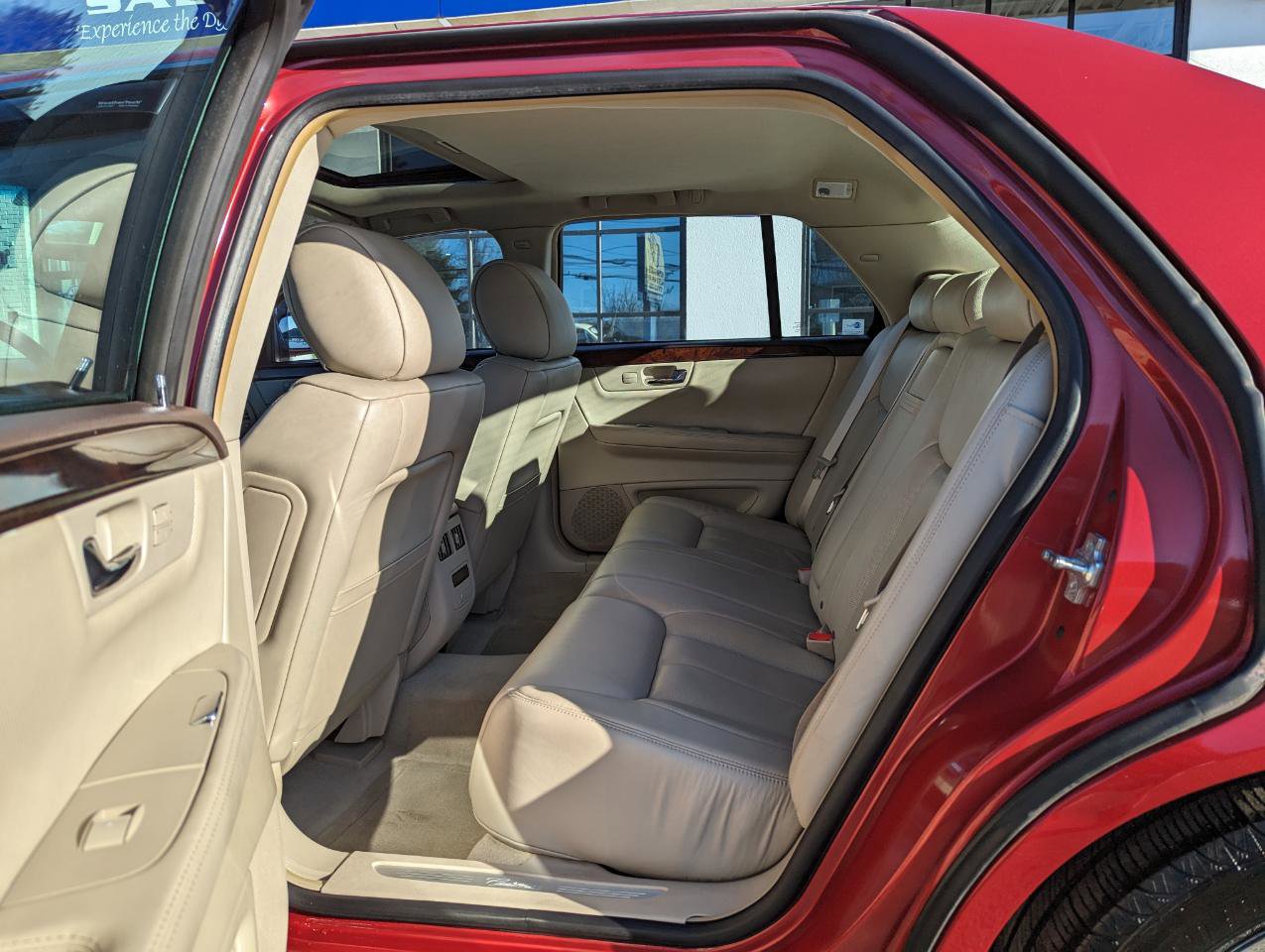 Used 2011 Cadillac DTS Premium w/ Driver Awareness Package FWD image 38