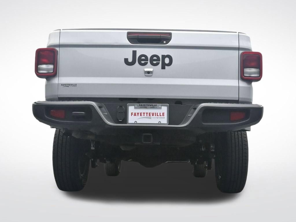 Used 2023 Jeep Gladiator Sport AWD/4WD image 32