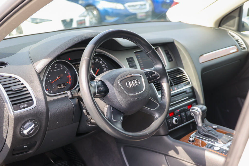 Used 2015 Audi Q7 3.0T Premium Plus w/ Premium Plus Package AWD/4WD image 31