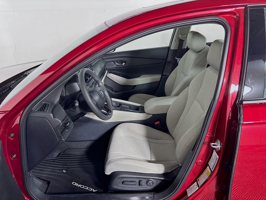New 2025 Honda Accord SE image 12