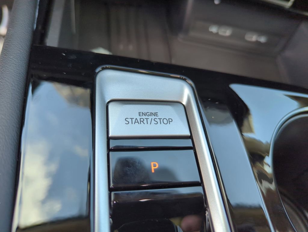 New 2026 Volkswagen Atlas SE image 45