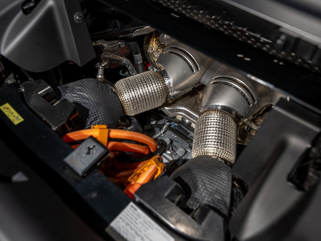 Certified 2025 Ferrari 296 GTS image 21