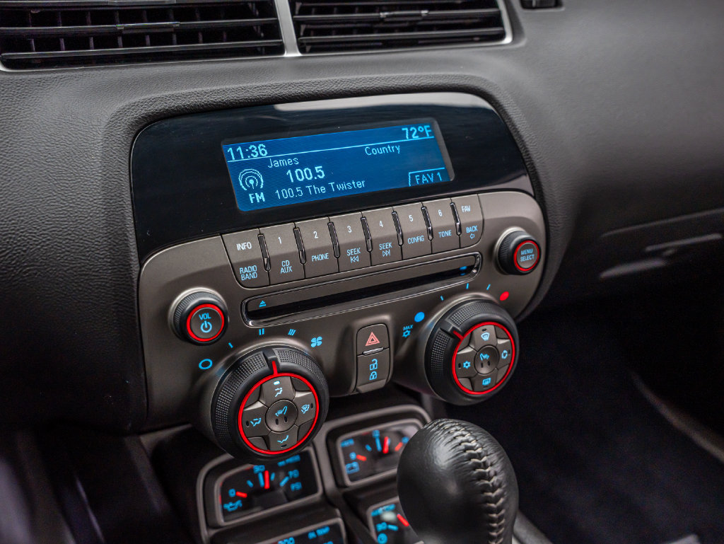 Used 2010 Chevrolet Camaro SS w/ RS Package RWD image 37