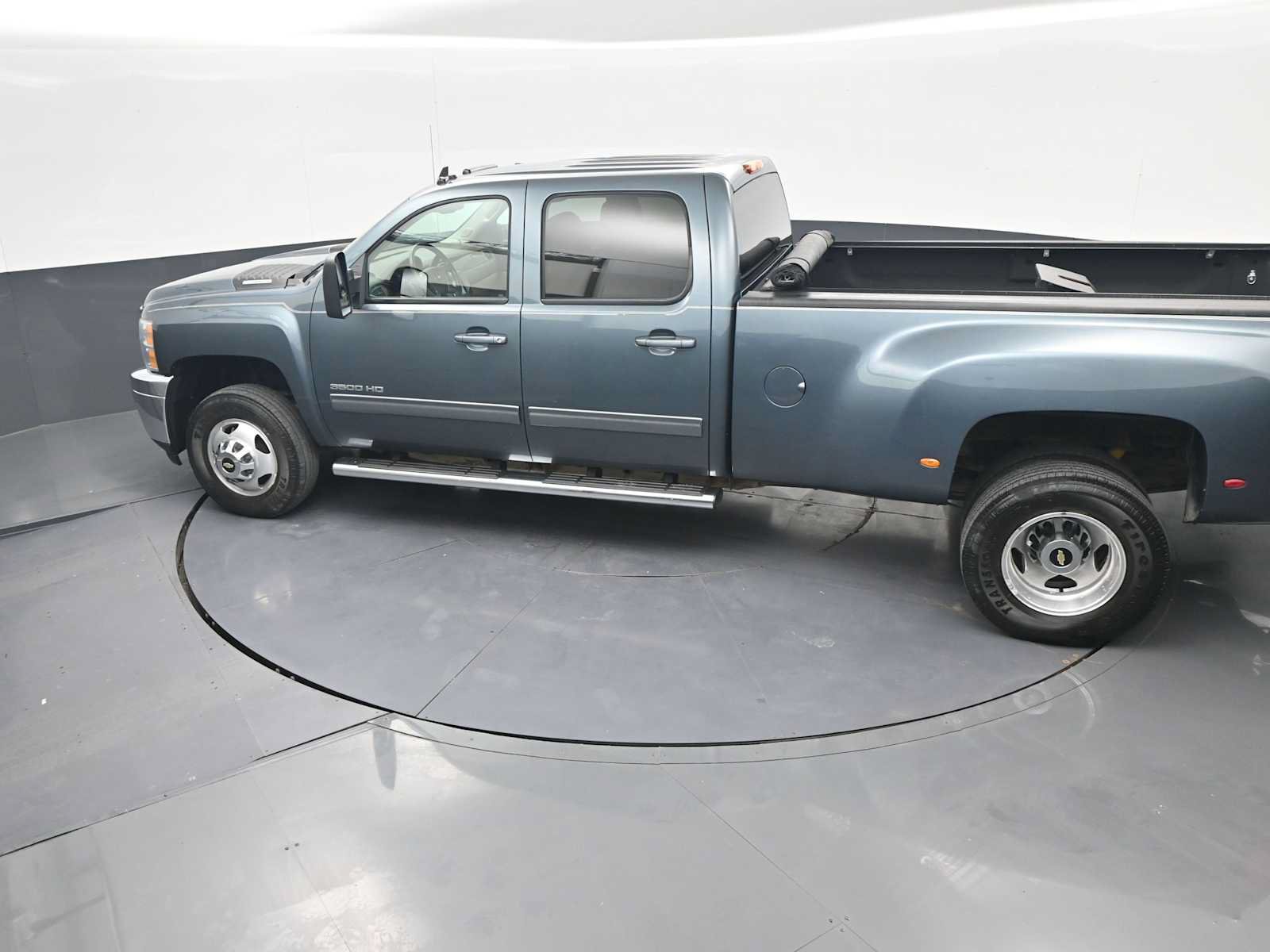 Used 2012 Chevrolet Silverado 3500 LTZ AWD/4WD image 35