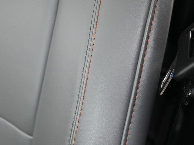 New 2025 Ford Explorer Active w/ Active Comfort Package image 14