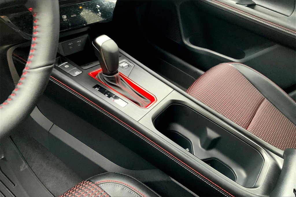 New 2025 Nissan Kicks SR image 9