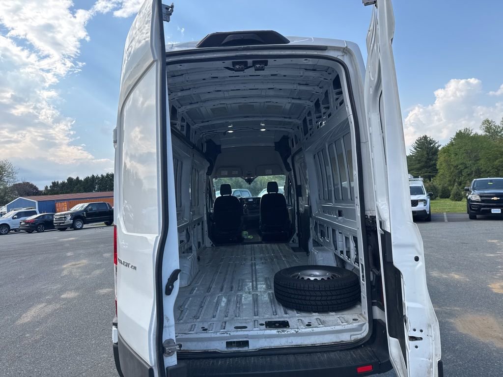 Used 2023 Ford Transit 250 148 High Roof Extended RWD image 9