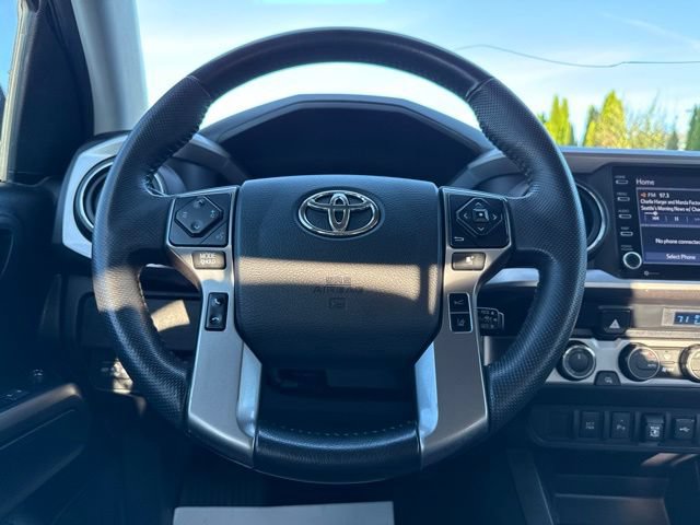 Used 2021 Toyota Tacoma SR5 AWD/4WD image 19