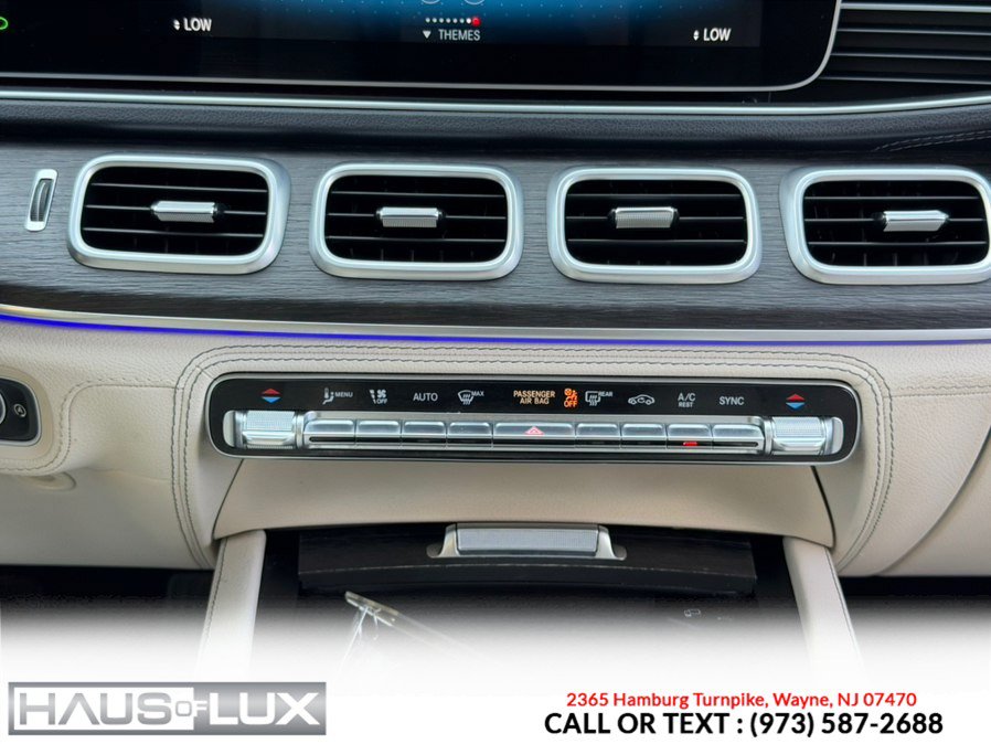 Used 2021 Mercedes-Benz GLE 450 4MATIC w/ AMG Line Exterior image 27