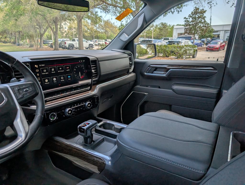 Used 2023 GMC Sierra 1500 Elevation AWD/4WD image 17