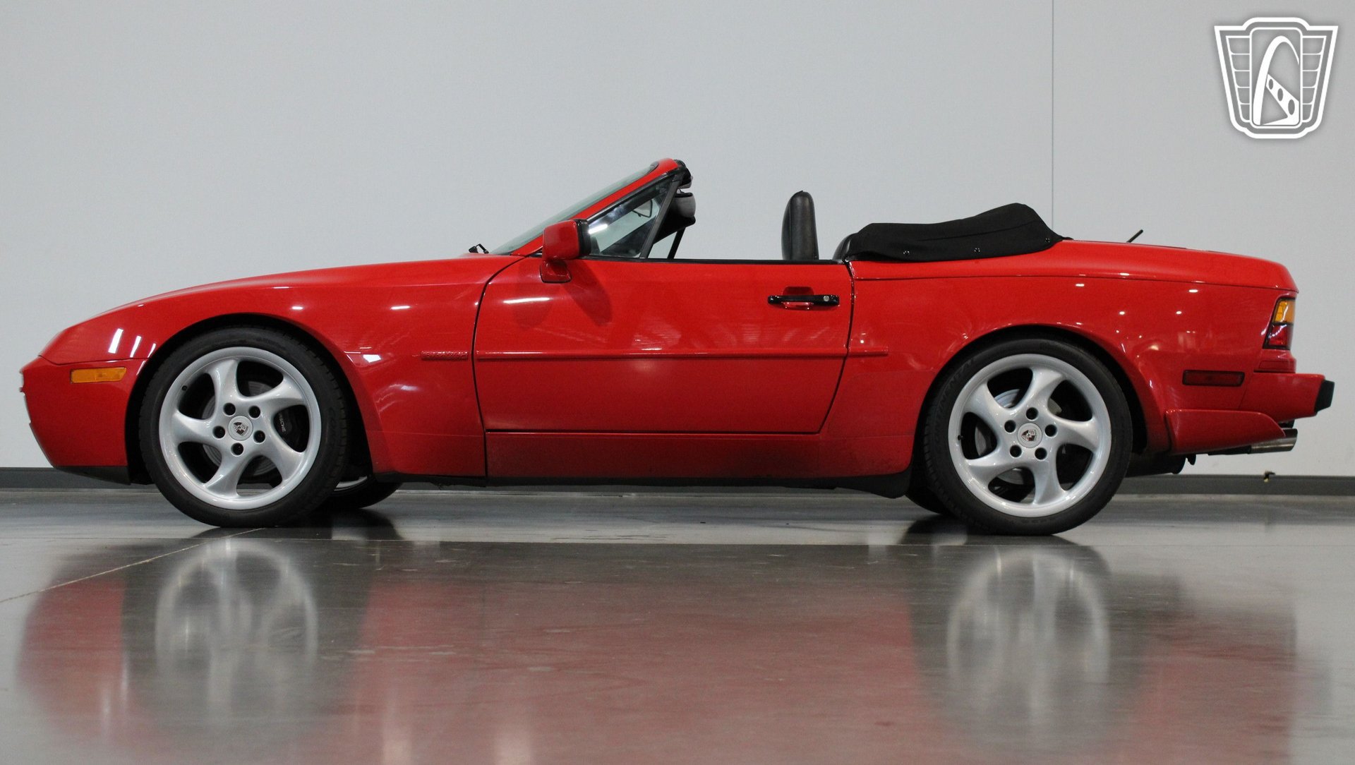 Used 1991 Porsche 944 Cabriolet RWD image 37