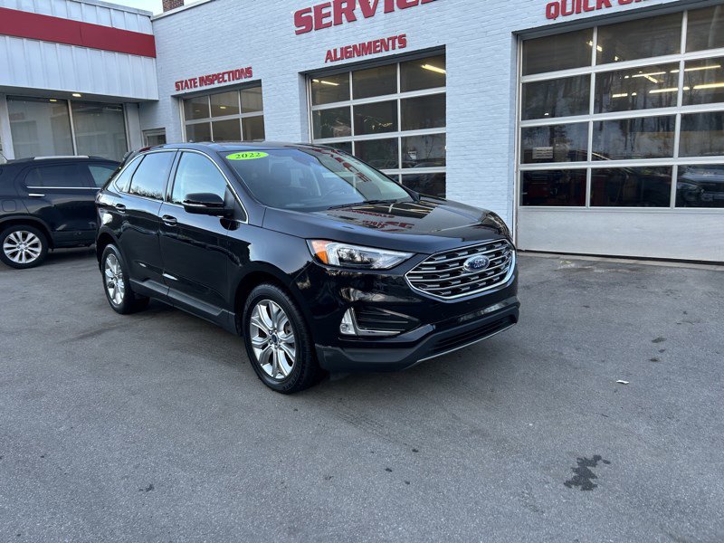 Used 2022 Ford Edge Titanium image 1