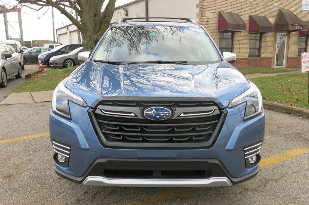 Used 2022 Subaru Forester Touring w/ Popular Package #2 image 7
