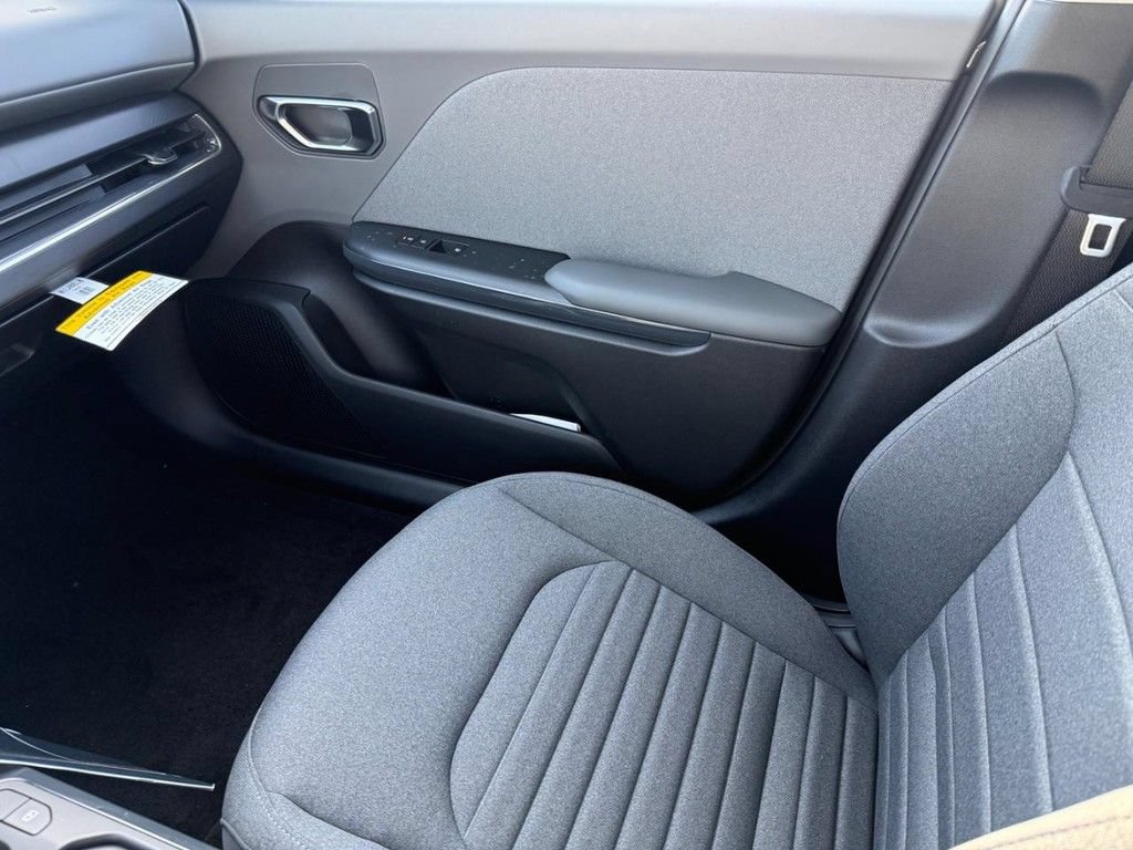Used 2025 Kia K4 EX FWD image 15