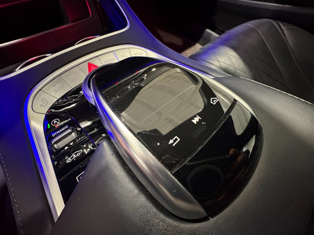 Used 2019 Mercedes-Benz S 560 4MATIC Sedan image 28