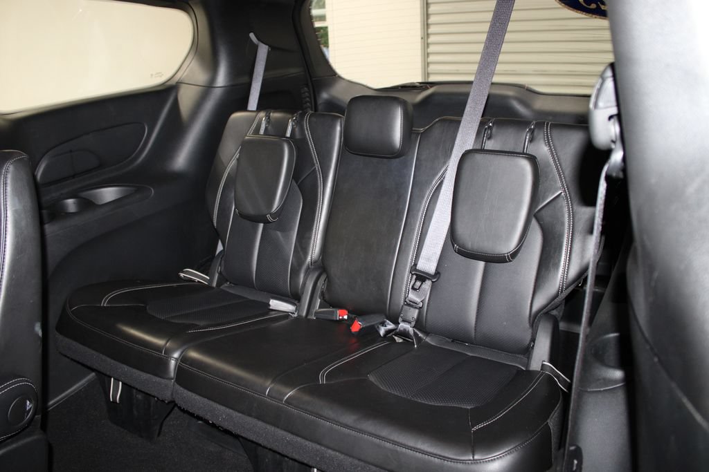 Used 2025 Chrysler Pacifica Select FWD image 24