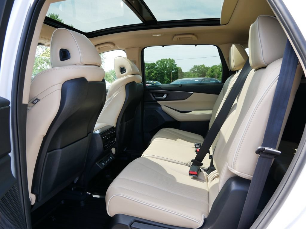 Used 2022 Acura MDX SH-AWD w/ Advance Package image 13