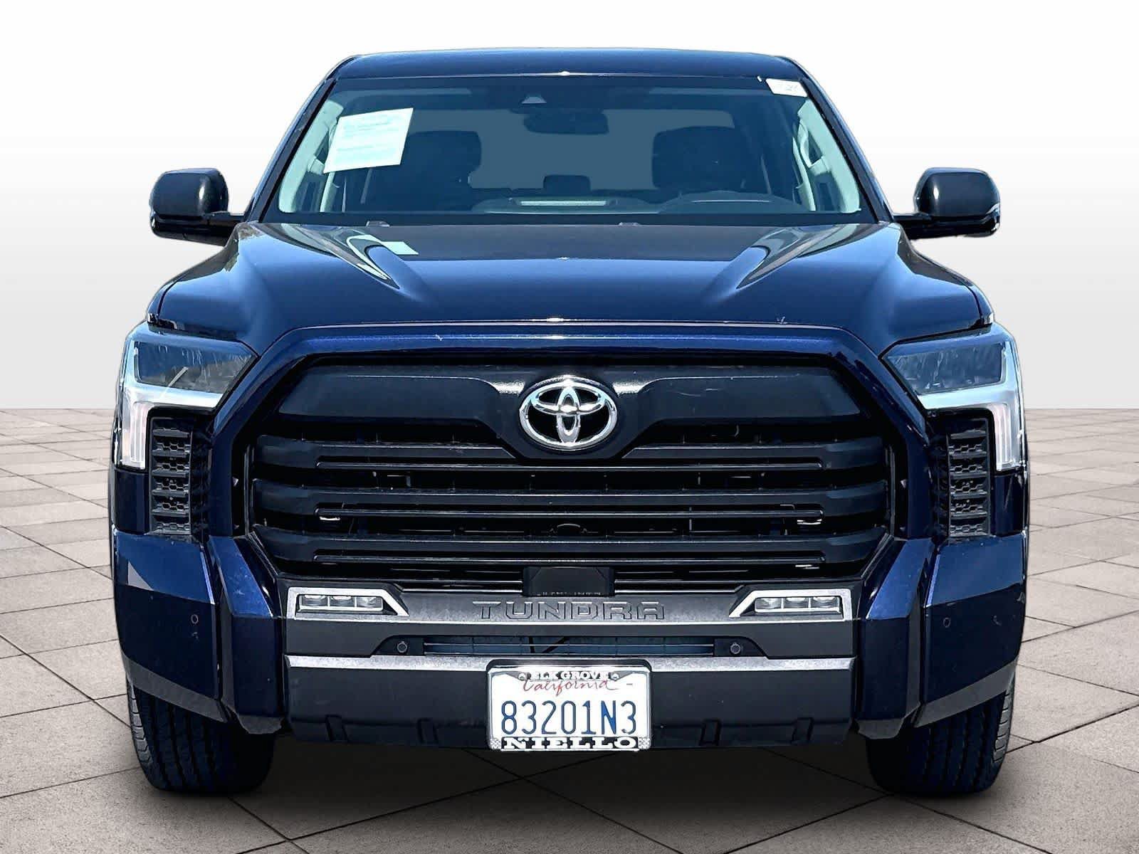 Used 2022 Toyota Tundra SR5 w/ Convenience Package RWD image 2