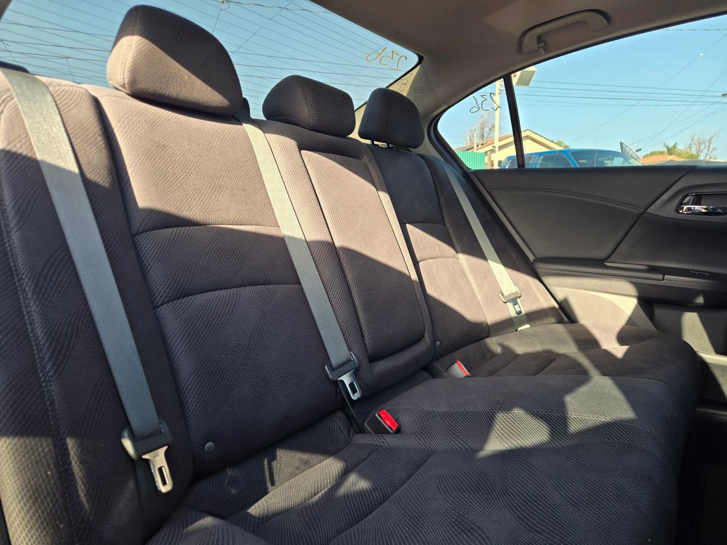 Used 2016 Honda Accord EX image 17