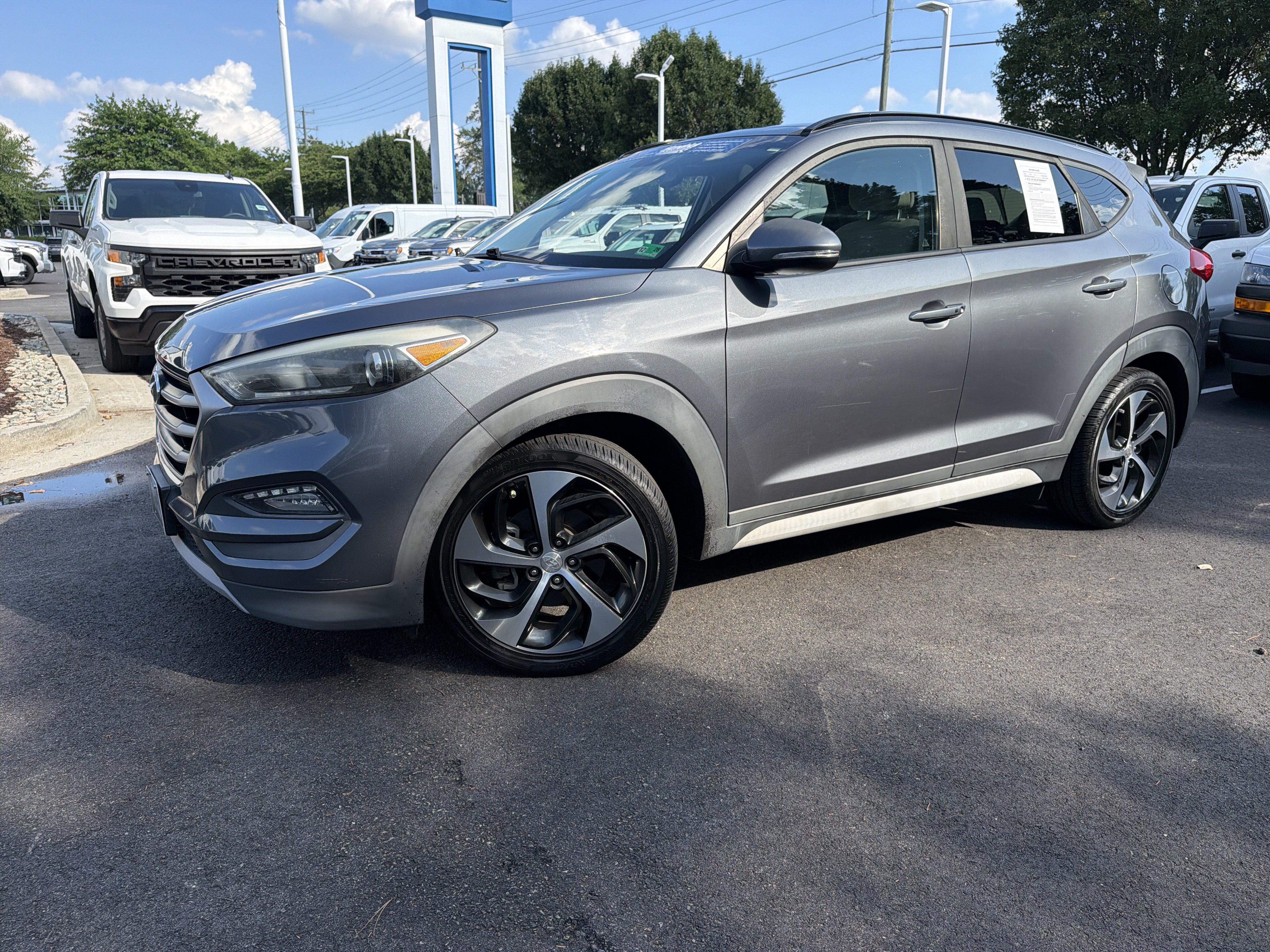 Used 2018 Hyundai Tucson Value w/ Cargo Package FWD image 5