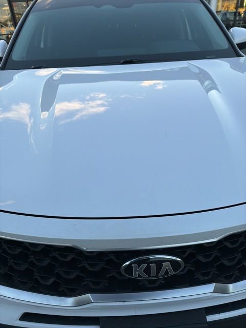 Used 2021 Kia Sorento LX image 3