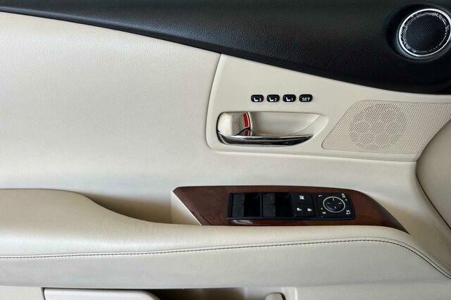Used 2013 Lexus RX 450h AWD w/ Navigation Pkg image 8