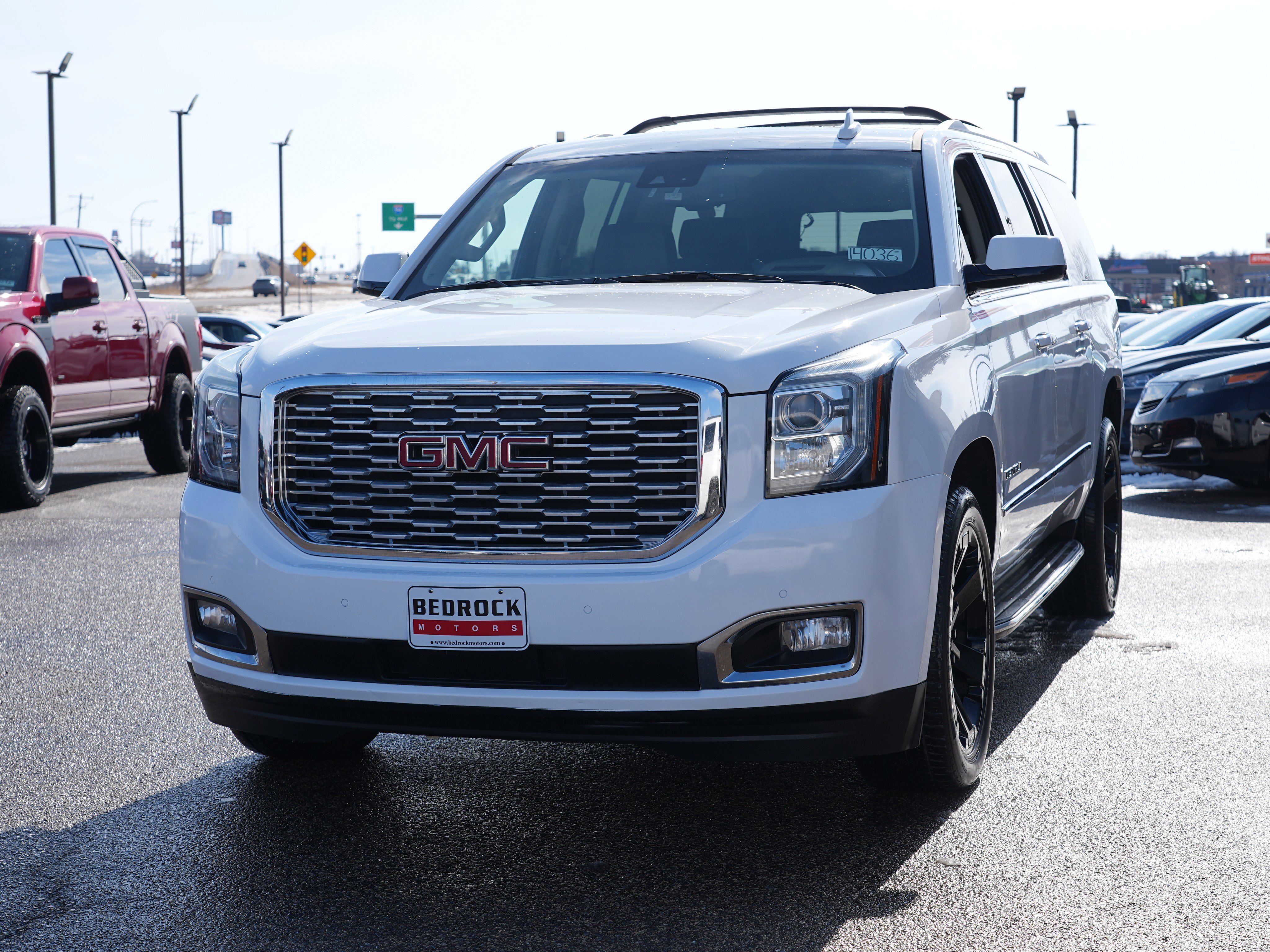 Used 2019 GMC Yukon XL Denali w/ Open Road Package image 7