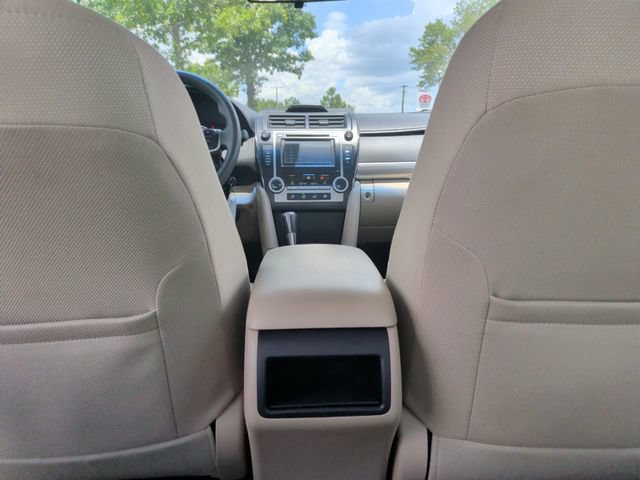 Used 2012 Toyota Camry LE FWD image 26