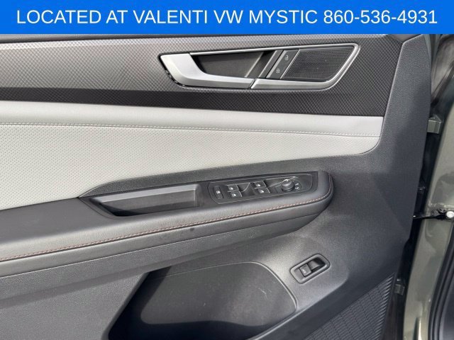 Certified 2025 Volkswagen Atlas Peak Edition SE AWD/4WD image 39