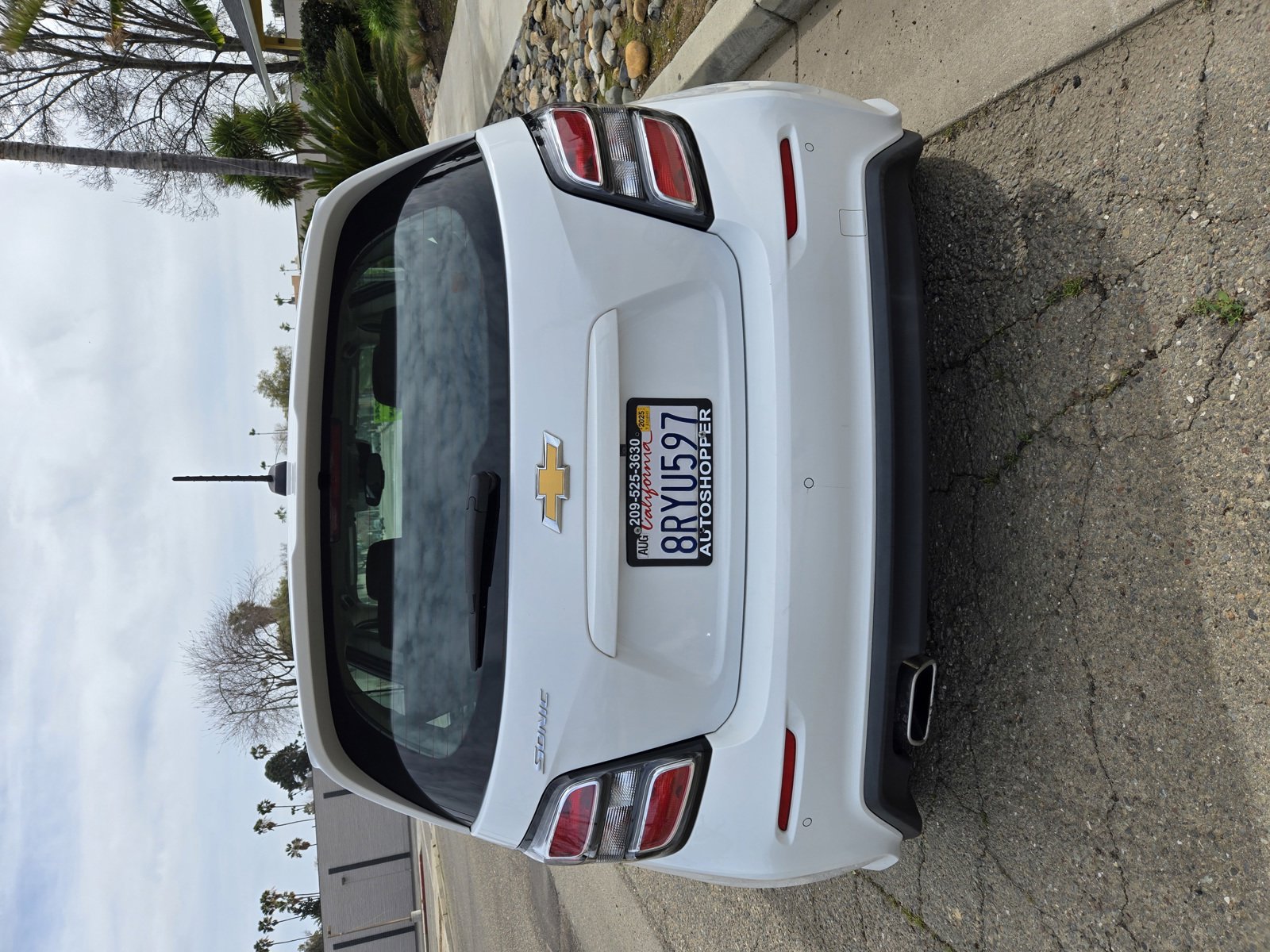 Used 2020 Chevrolet Sonic LT image 4