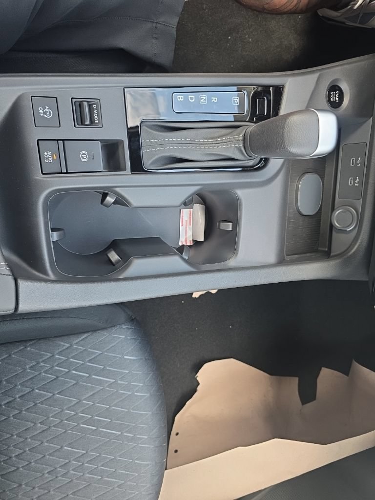 New 2027 Nissan Sentra SV FWD image 26