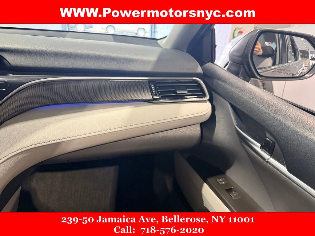 Used 2022 Toyota Camry XSE w/ Cold Weather Package FWD image 27