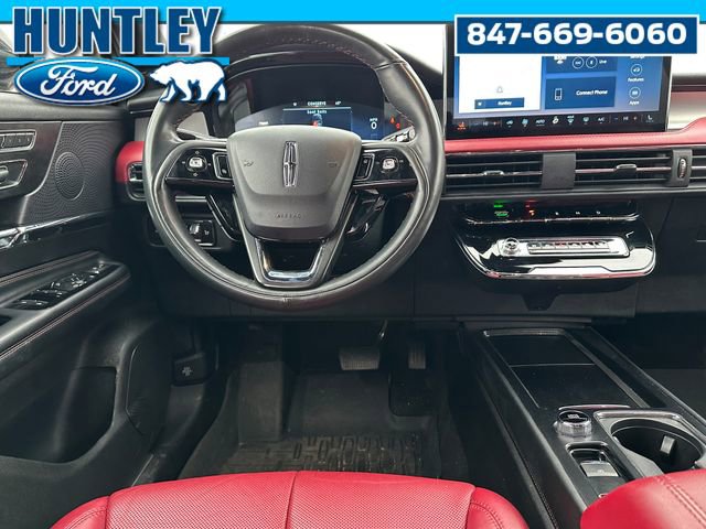 Used 2023 Lincoln Corsair Reserve w/ Jet Appearance Package AWD/4WD image 15