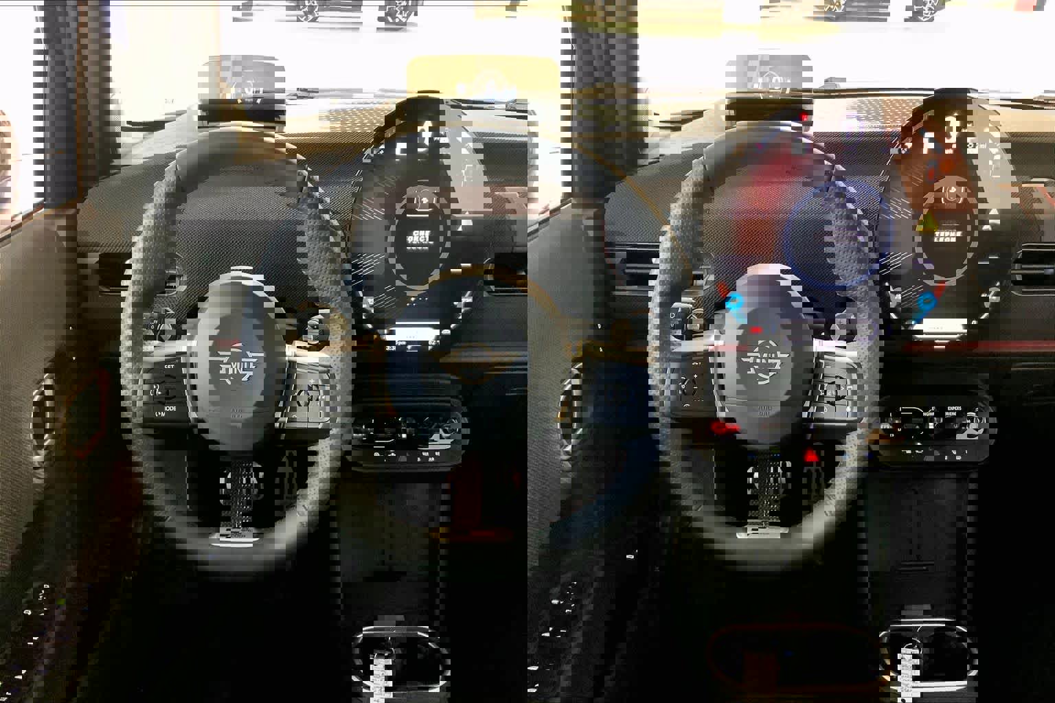 Certified 2025 MINI Cooper S image 5