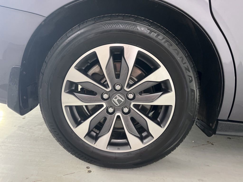 Used 2024 Honda Odyssey EX-L image 17